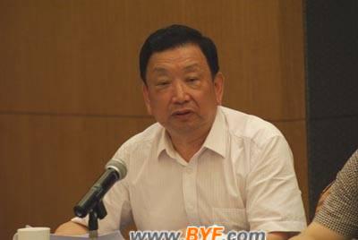 浙江省、溫州市、樂清市電氣行業(yè)協(xié)會召開常務(wù)理事會 